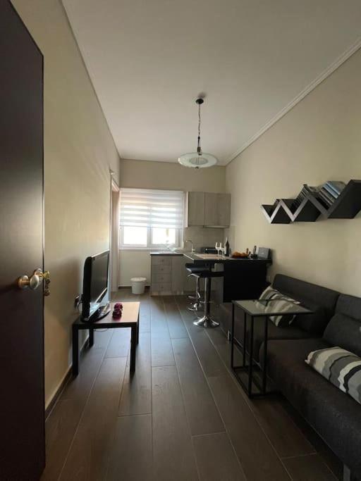 City Apartment Corinth Bagian luar foto