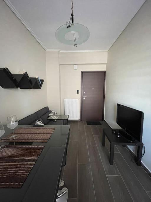 City Apartment Corinth Bagian luar foto